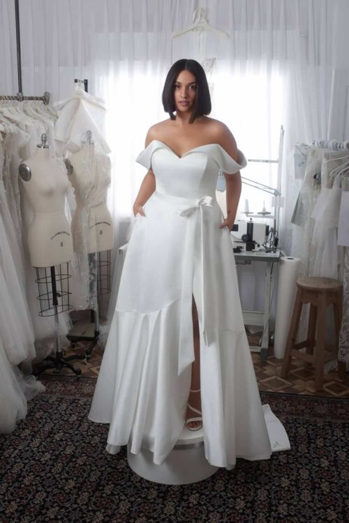 taylor plus size wedding dress